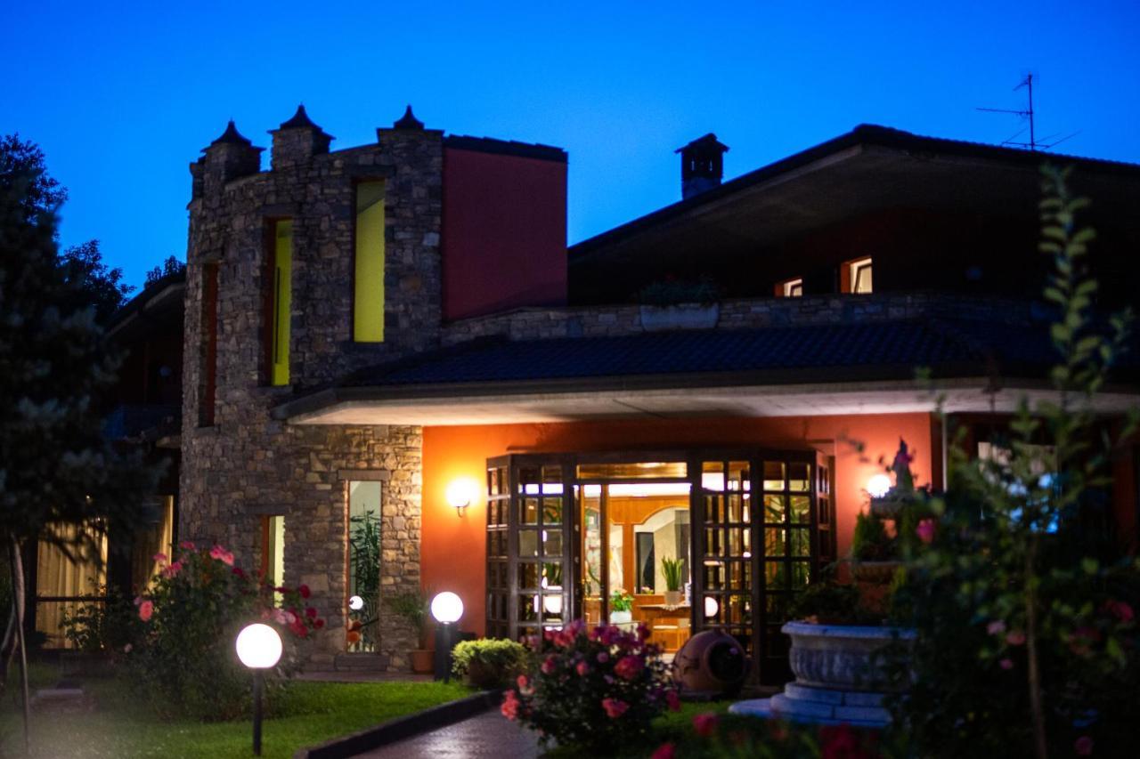 Il Leone D'Oro Hotel Telgate Exterior photo