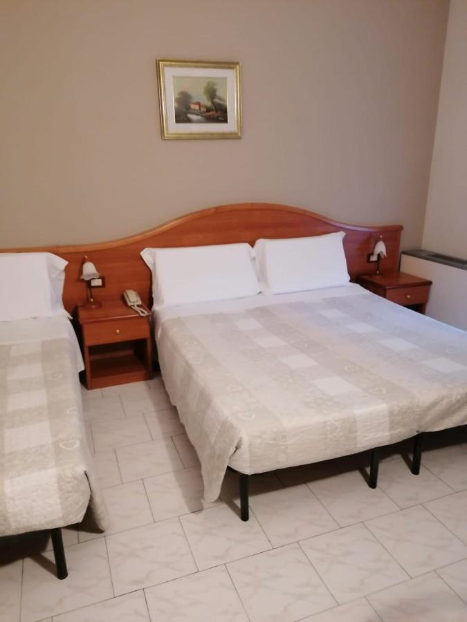 Il Leone D'Oro Hotel Telgate Exterior photo