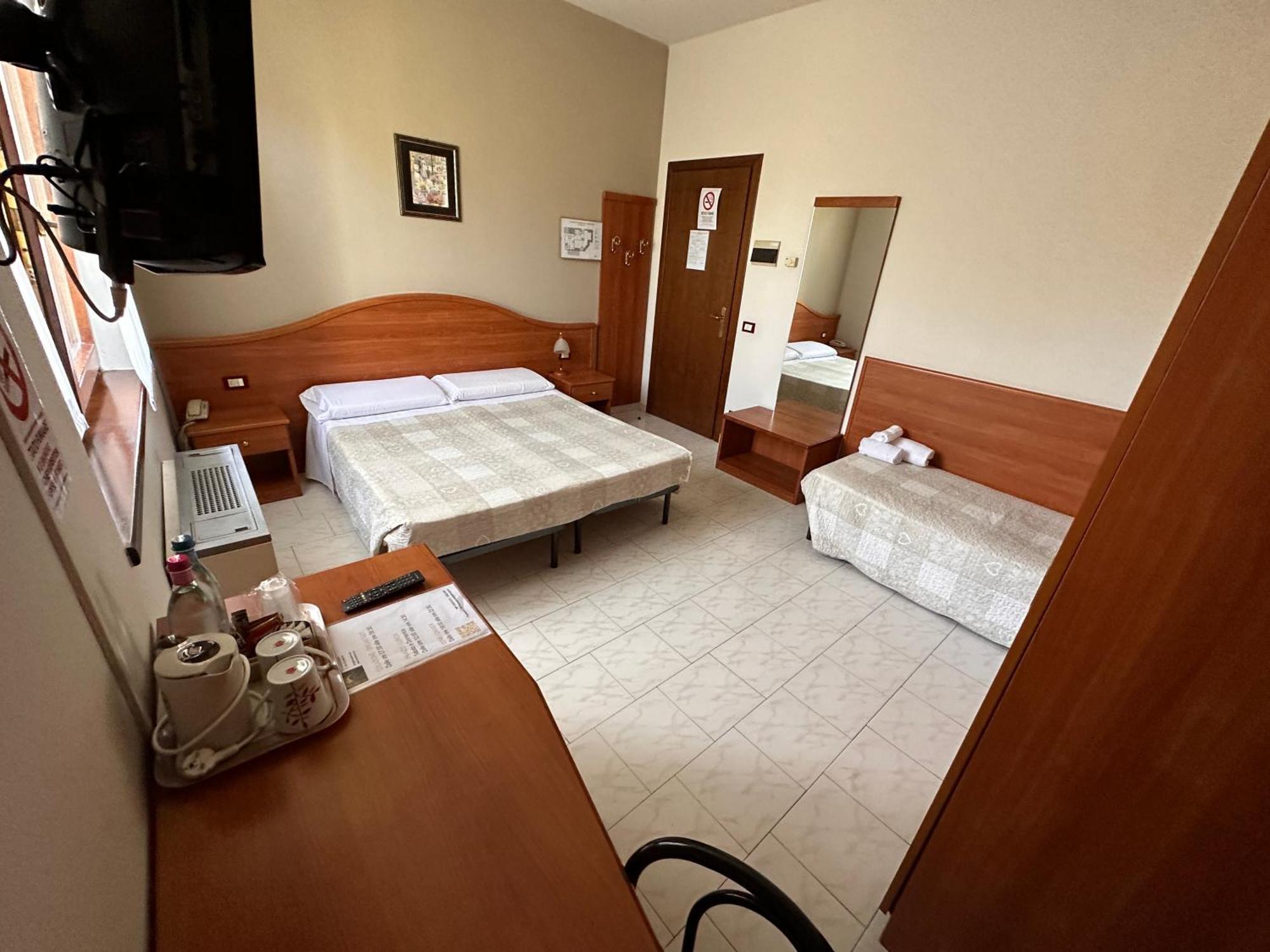 Il Leone D'Oro Hotel Telgate Exterior photo